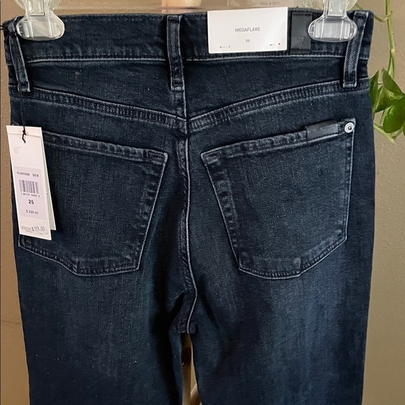 7 for All Mankind Megaflare dark wash jeans - Picture 7 of 9